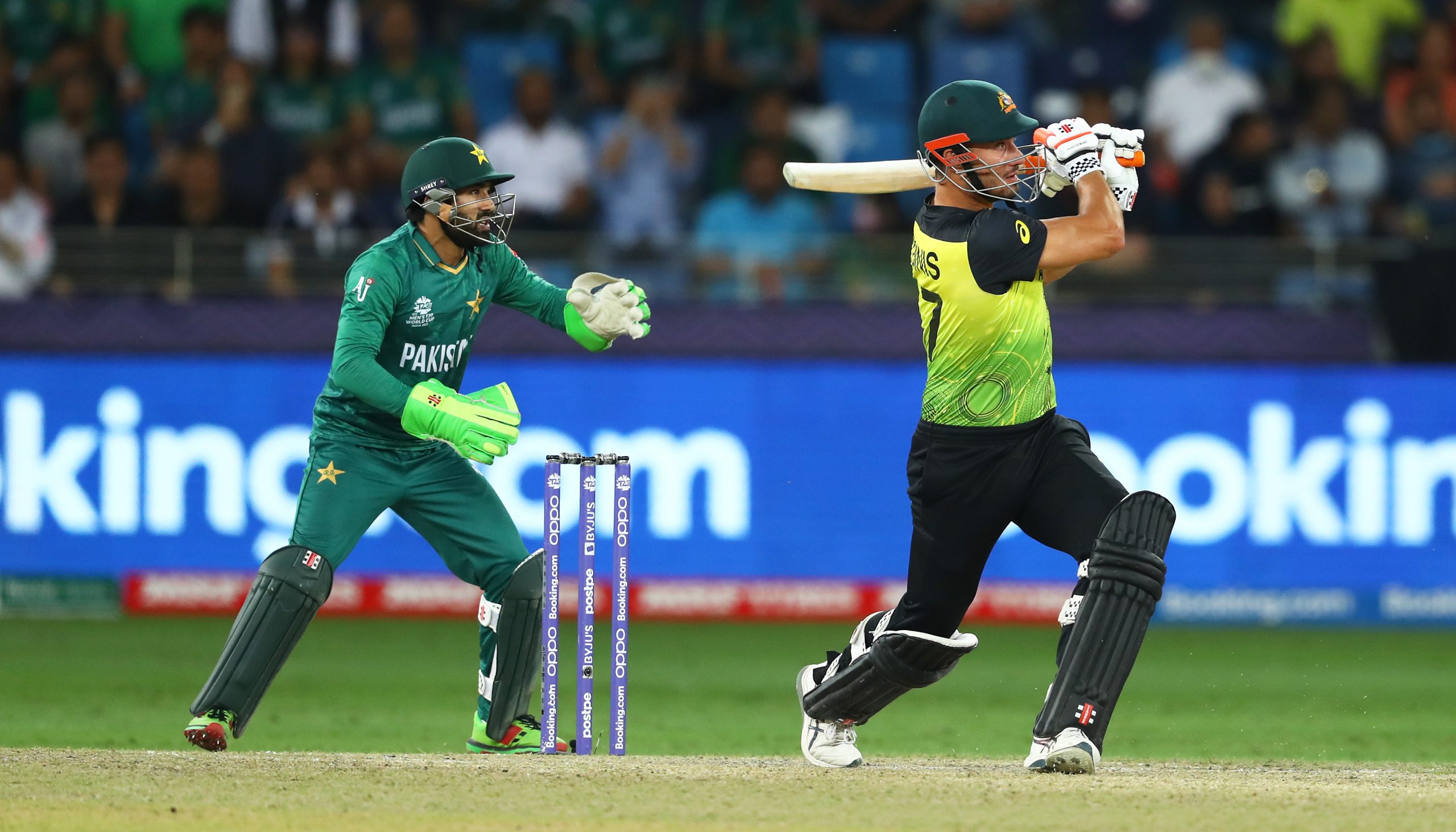 Brilliant Wade-Stoinis partnership put Australia into Twenty20 World Cup final